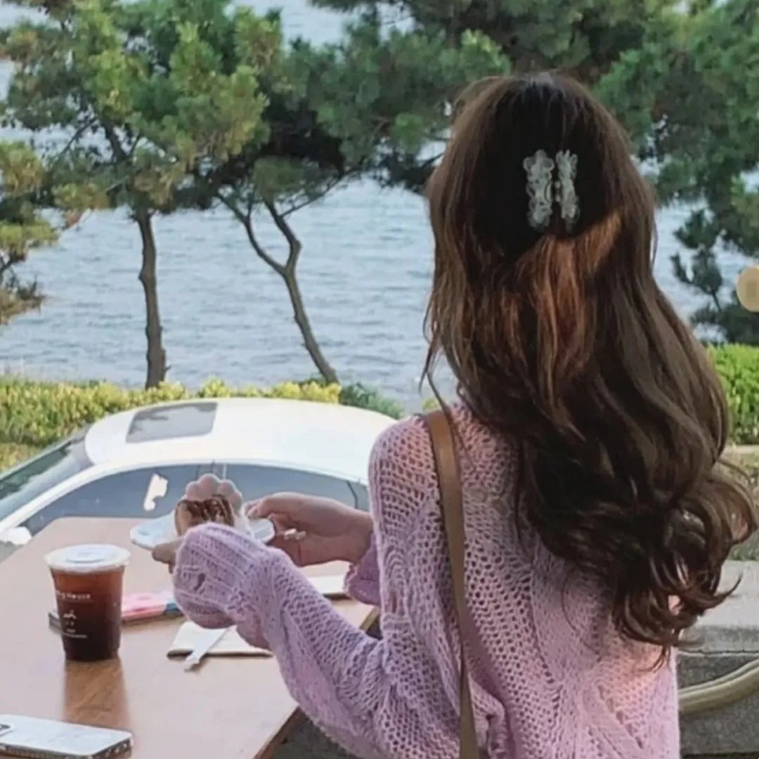 在切瑟尔海滩上