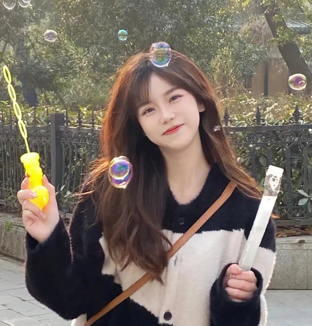 离婚后，我带三宝炸翻首富前夫集团